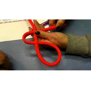 Making handle loop in dog leash Handle loop in dog leash